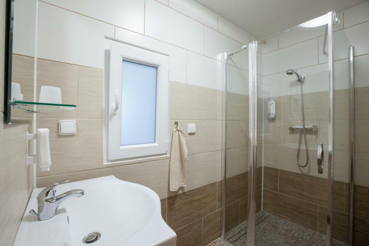 Sklipek Vinarstvi Paul Hotel Velké Bílovice Kültér fotó