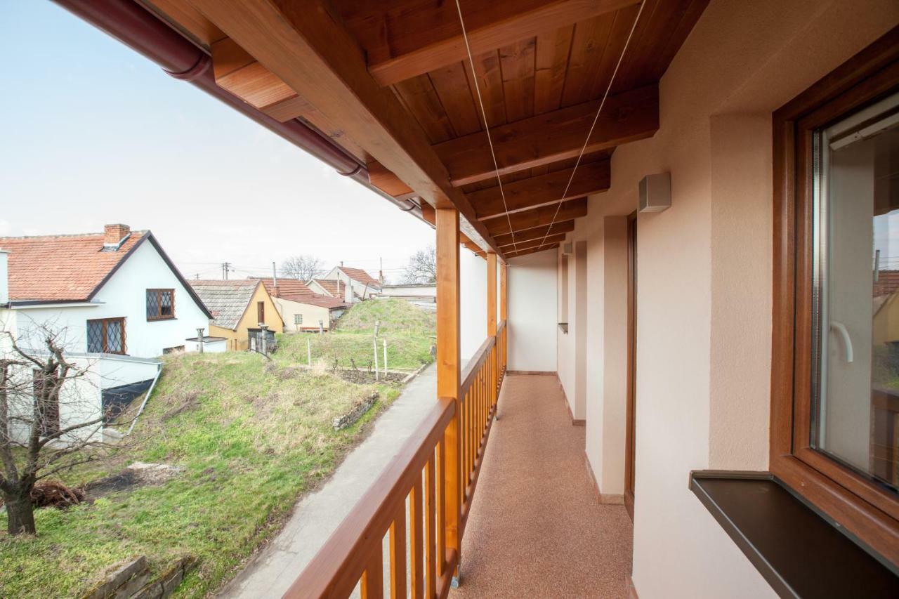 Sklipek Vinarstvi Paul Hotel Velké Bílovice Kültér fotó